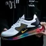 nike air max 720 exclusive running arc en ciel white